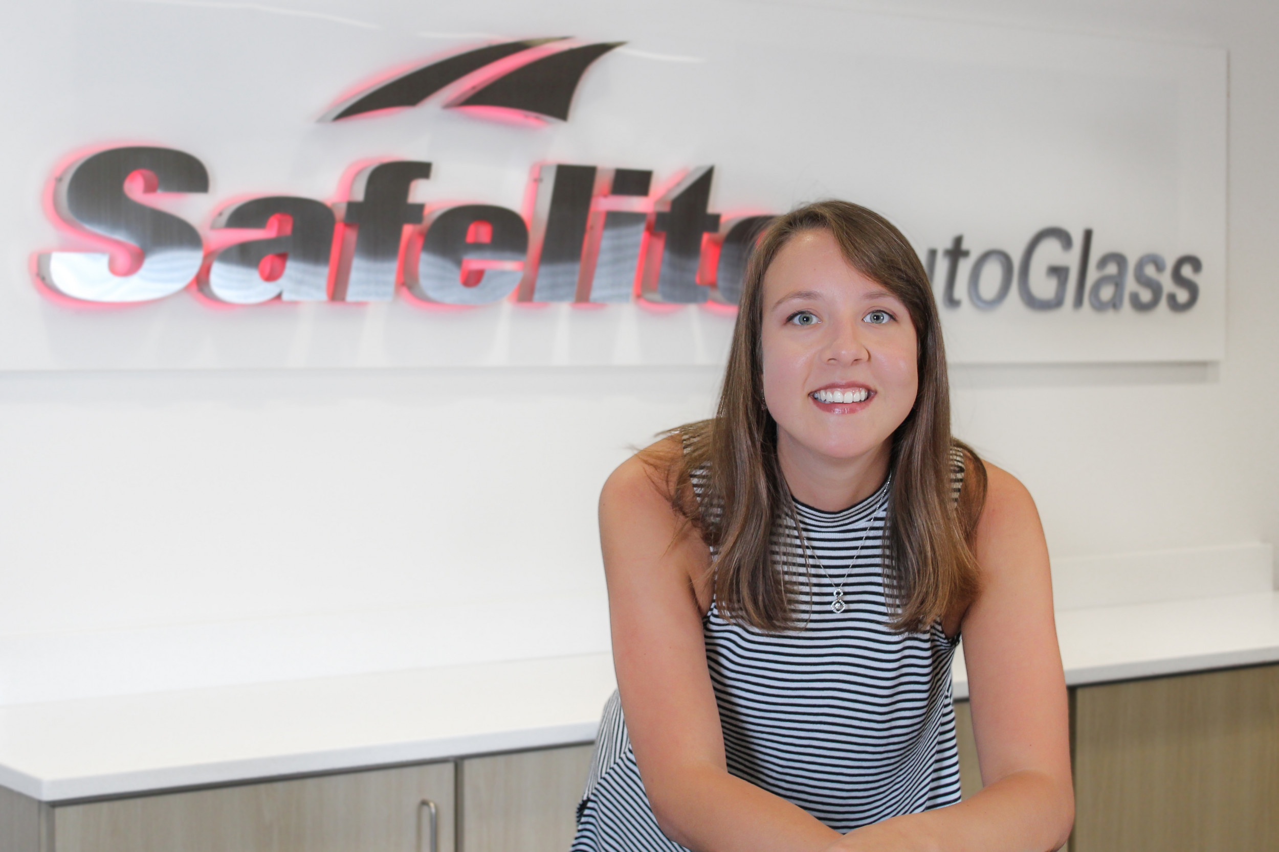 Safelite Commercial Actor - w9385oa